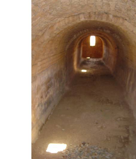 Sailing holiday locations in Greece: The water cistern in which the collected rain water was stored
