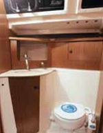 The toilet/wc (heads) of the Jeanneau Sun Odyssey 32i sailing yacht. Image courtesey & with permission of Chantiers Jeanneau S.A.
